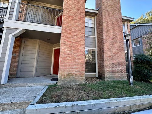 apt-c2-2401 Sycamore Ave, Huntsville, TX, 77340-6105 | Card Image