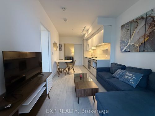 308-950 Portage Pky, Concord, ON, L4K0J7 | Card Image