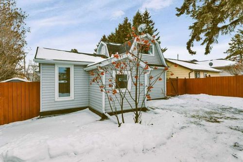 5317 50 St, Rimbey, AB, T0C0C2 | Card Image