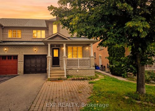 384 Flagstone Way, Newmarket, ON, L3X2R3 | Card Image