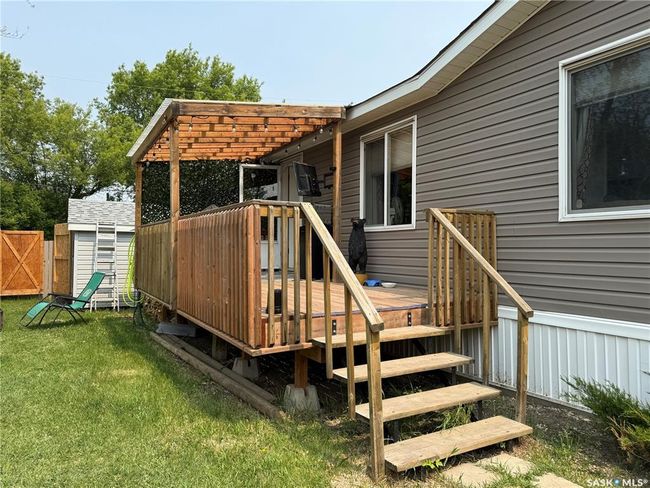 3 - 404 8 Th Ave E, House other with 3 bedrooms, 2 bathrooms and 2 parking in Watrous SK | Image 4
