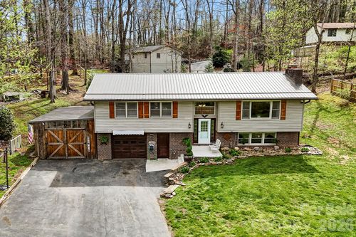 150 Timberlane Dr, Etowah, NC, 28729-9794 | Card Image