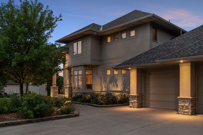 Welcome home!! Beautifully landscaped and lighting welcome you and your guests! | Image 46
