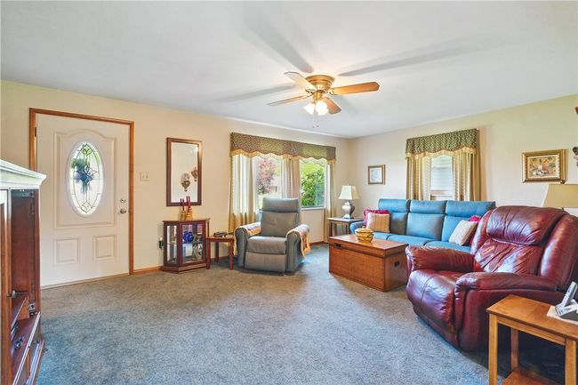 131 Howley Ave., House other with 3 bedrooms, 3 bathrooms and 1 parking in Chippewa Twp PA | Image 9