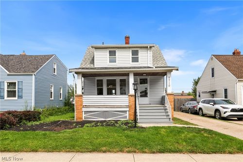 5710 Laverne Ave, Parma, OH, 44129-1908 | Card Image
