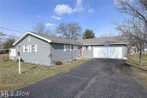 1373 Military Rd, Zanesville, OH, 43701-1348 | Card Image