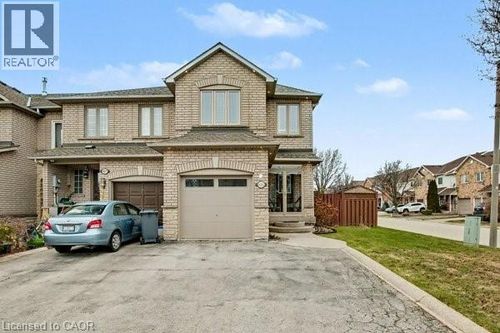 425 Taylor Cres, Burlington, ON, L7L6J8 | Card Image