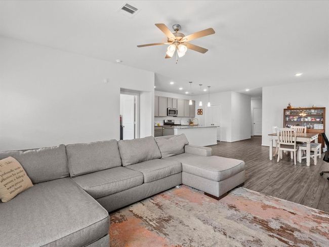 8117 Ocean Jasper Ln, House other with 4 bedrooms, 2 bathrooms and 2 parking in Texas City TX | Image 26