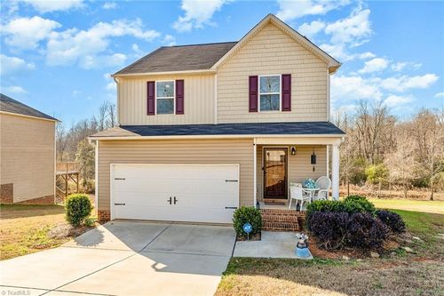 1377 Robins Nest Dr, Asheboro, NC, 27203-2716 | Card Image