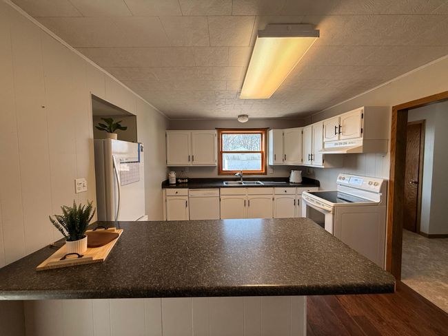 Kitchen 2 | Image 14
