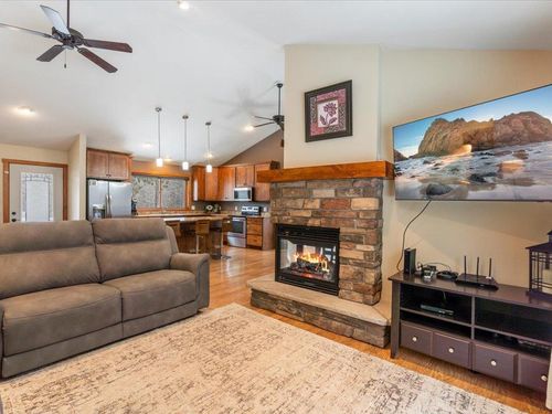 12537 Norway Spruce Dr, Baxter, MN, 56425-4200 | Card Image