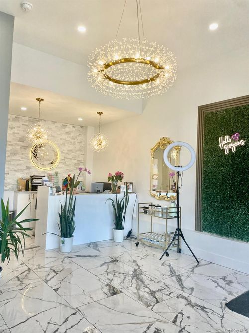 136 E Park Ave, Long Beach, NY, 11561-3510 | Card Image