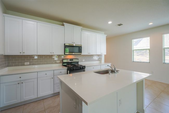 11009 Players Path, House other with 4 bedrooms, 2 bathrooms and null parking in Austin TX | Image 6
