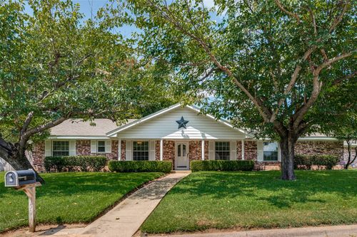 1501 Ridgeview Dr, Arlington, TX, 76012-1956 | Card Image