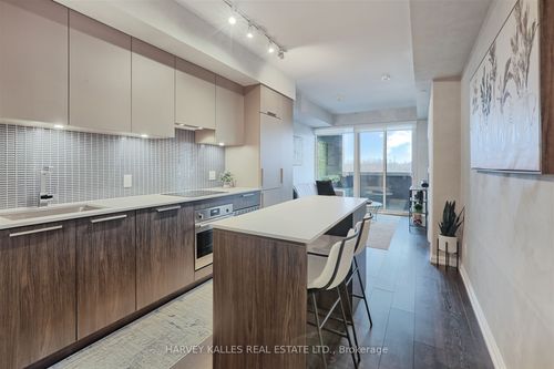 412-4208 Dundas St W, Etobicoke, ON, M8X0B1 | Card Image