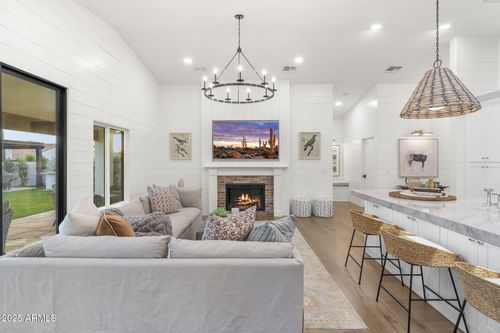 5507 E Kings Ave, Scottsdale, AZ, 85254-1178 | Card Image