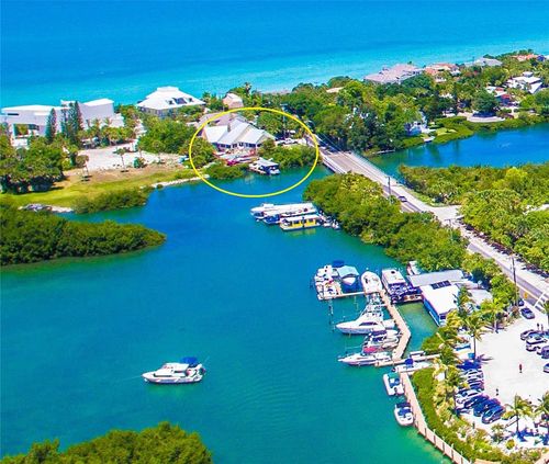 4024 Casey Key Rd, NOKOMIS, FL, 34275-3388 | Card Image