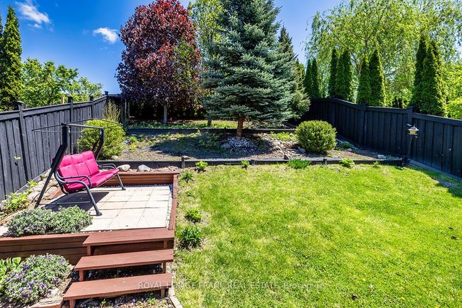 1533 Clearbrook Dr, House other with 5 bedrooms, 4 bathrooms and 2 parking in Oshawa ON | Image 40