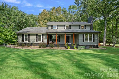 2981 Oak Ridge Cir, Lincolnton, NC, 28092-8121 | Card Image