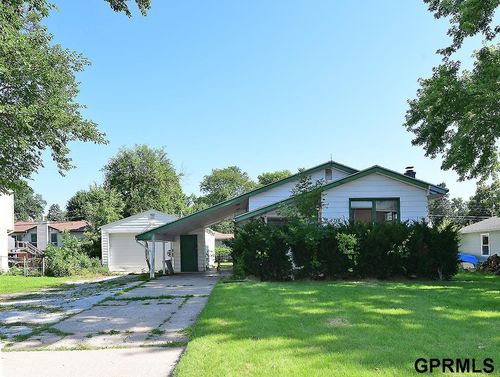8718 Hamilton Street, Omaha, NE, 68114 | Card Image