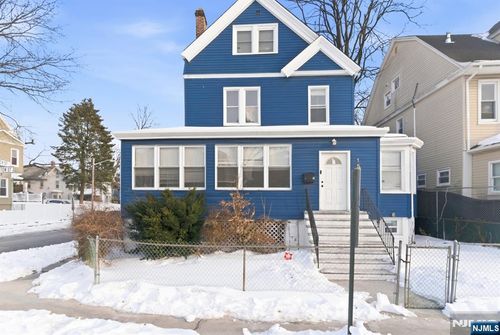 158 S Clinton St, East Orange, NJ, 07018-3040 | Card Image