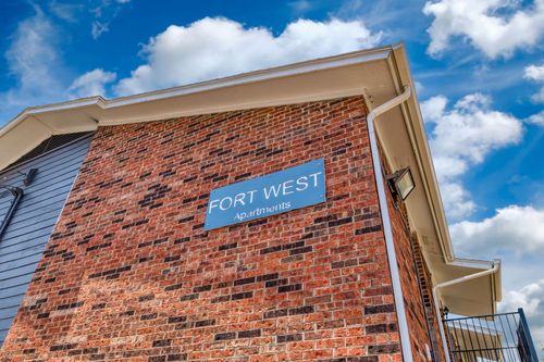 111-8037 W Elizabeth Ln, Fort Worth, TX, 76116-5176 | Card Image