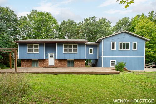 2055 Horton Rd, Muskegon, MI, 49445-1113 | Card Image