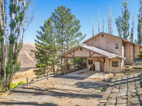 2026 Silcott Hills Road, Clarkston, WA, 99403 | Card Image