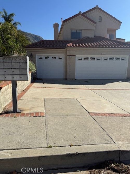 12506 Rajah St, Sylmar, CA, 91342-1943 | Card Image