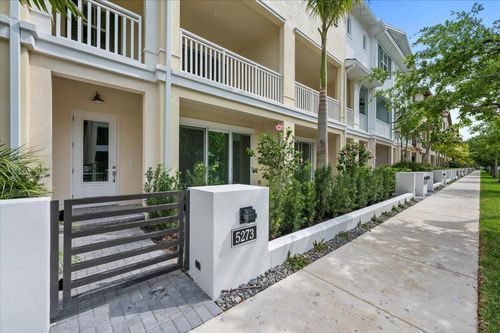 5273 Beckman Ter, Palm Beach Gardens, FL, 33418-6235 | Card Image