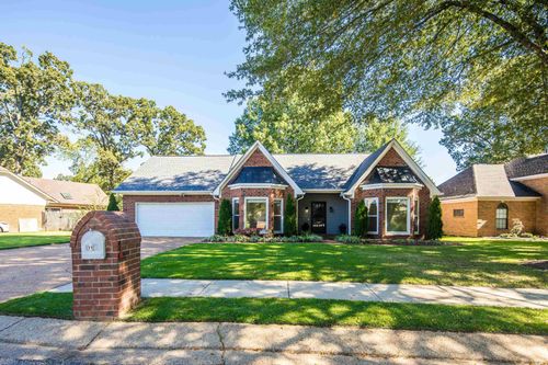 3050 Stonecrest Cir, Lakeland, TN, 38002-8259 | Card Image