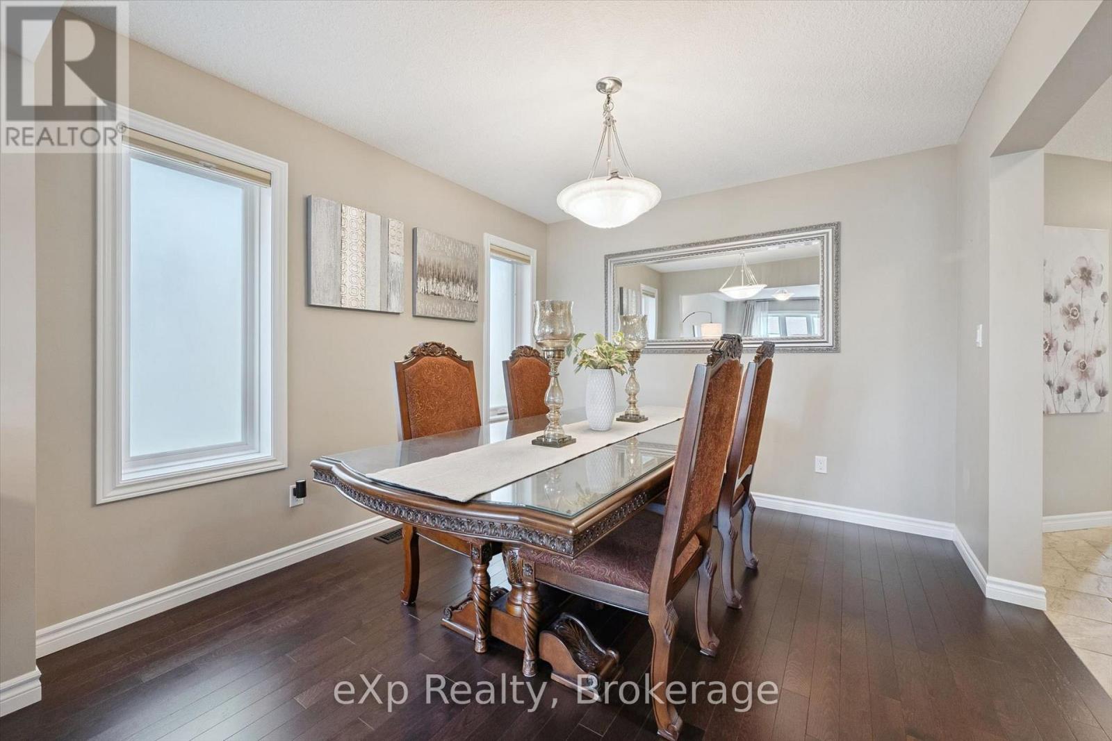 Residential in Guelph (Victoria North) 2