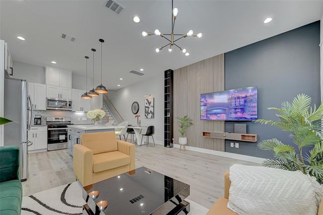 C - 2105 Sam Wilson St, House other with 3 bedrooms, 3 bathrooms and 1 parking in Houston TX | Image 43