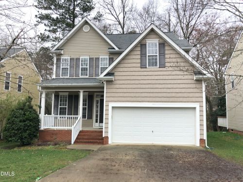 8165 Rolling Glenn Dr, Raleigh, NC, 27616-8695 | Card Image