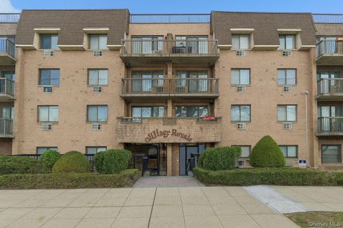 2m-61-12 69th St, Middle Village, NY, 11379-1144 | Card Image