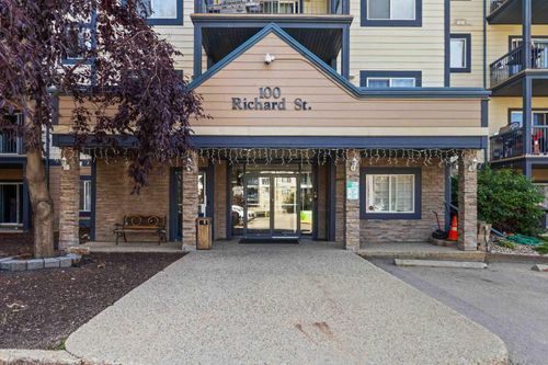220-100 Richard Street, Fort Mcmurray, AB, T9H5H5 | Card Image