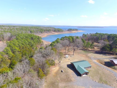 3191 Brownsville Rd, Greers Ferry, AR, 72067-8926 | Card Image