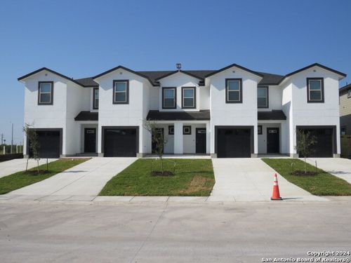 unit-101-8503 Via Verona, San Antonio, TX, 78227-2183 | Card Image