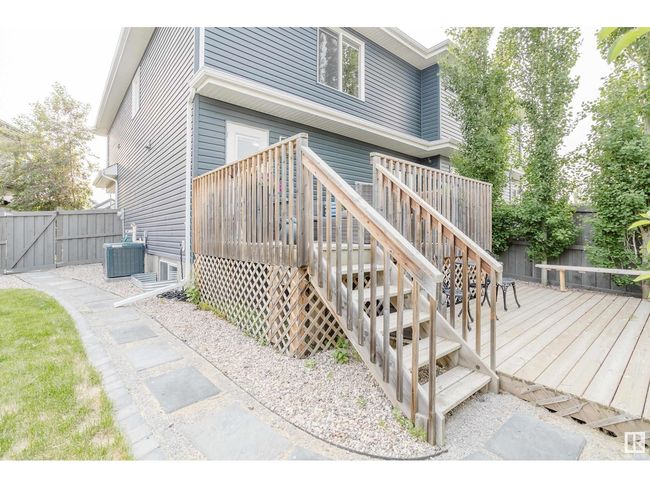 1109 176 St Sw, Home with 3 bedrooms, 3 bathrooms and 4 parking in Edmonton AB | Image 52