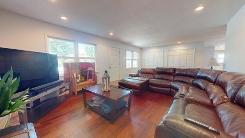 2509 Southwood Dr, Champaign, IL, 61821-5720 | Card Image