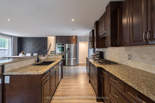51 Chapple Hill Rd, House other with 4 bedrooms, 2 bathrooms and 4 parking in London ON | Image 7