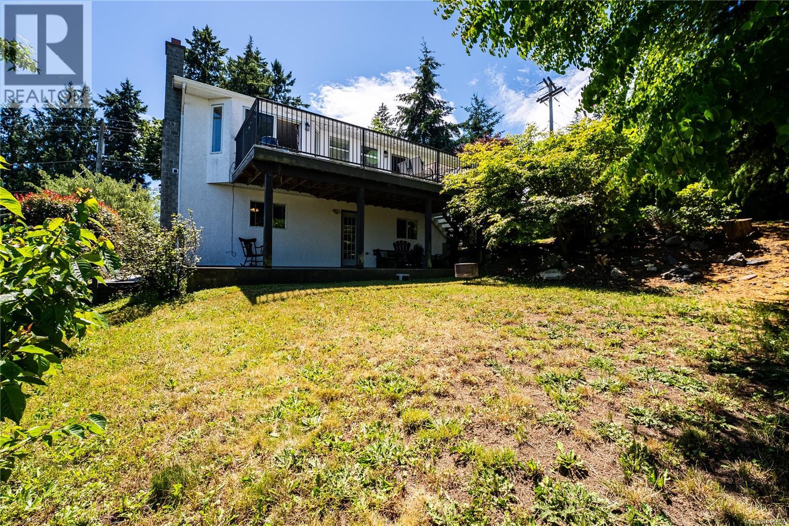 Residential in Central Saanich 5