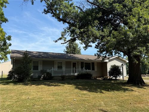 200 W Shadyside Dr, Effingham, IL, 62401-2805 | Card Image
