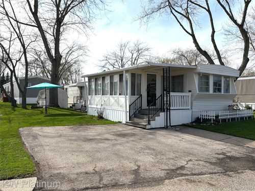 71-50 Mack Ave, Marysville, MI, 48040 | Card Image