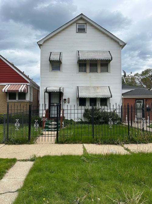 9147 S Dante Avenue, Chicago, IL, 60619 | Card Image