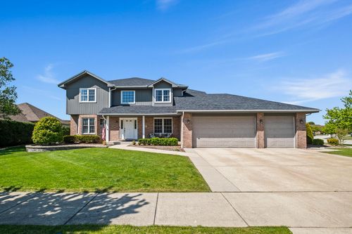 8143 Stonegate Drive, Tinley Park, IL, 60487 | Card Image