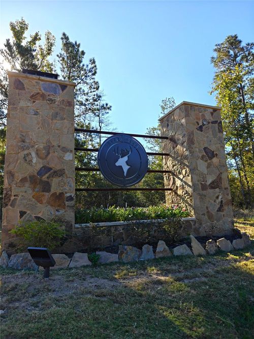 357 Iron Horse Rd, New Waverly, TX, 77358 | Card Image