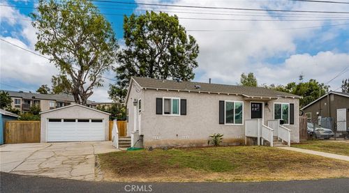 636 E Via Barola, Long Beach, CA, 90805-6515 | Card Image