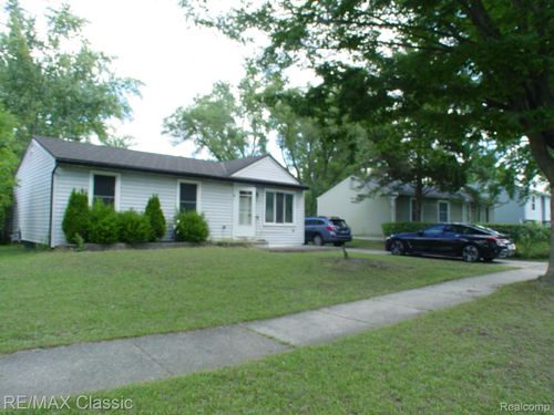 10 Blain Ct, Ann Arbor, MI, 48108-2502 | Card Image