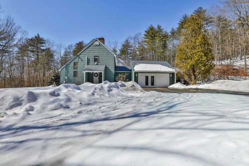 210 Range Rd, Windham, NH, 03087-1828 | Card Image